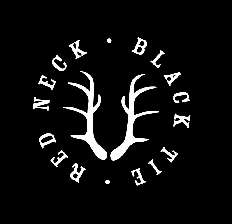Red Neck | Black Tie